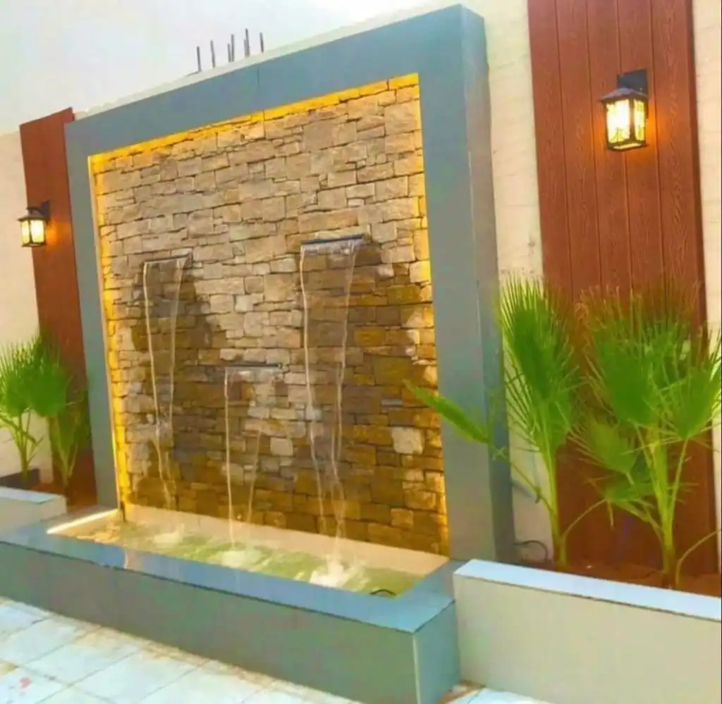 عشب جداري بتصميم أنيق — جازان
